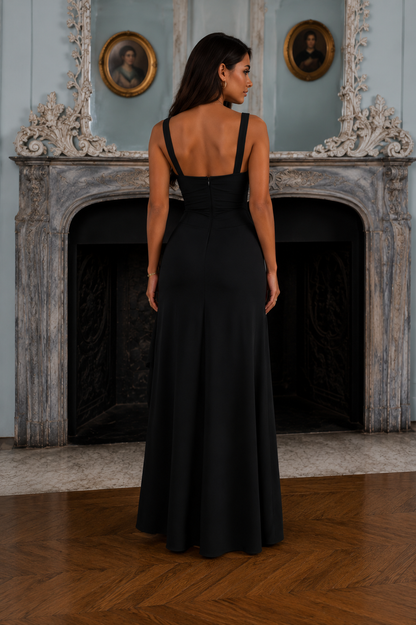 Vestido preto mulher